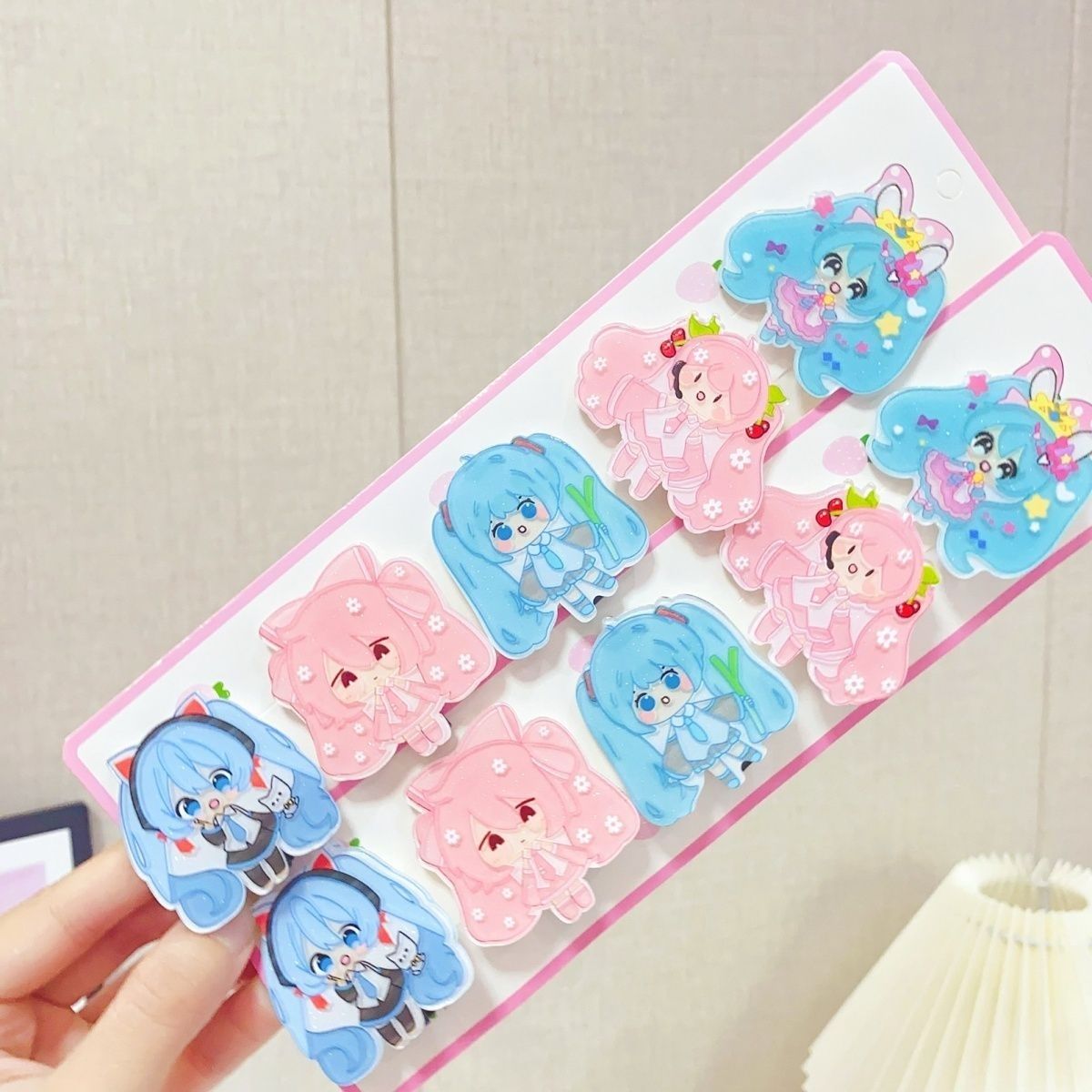 Hatsune Miku cartoon hair clip - đánh giá và giá Hair Bundles
